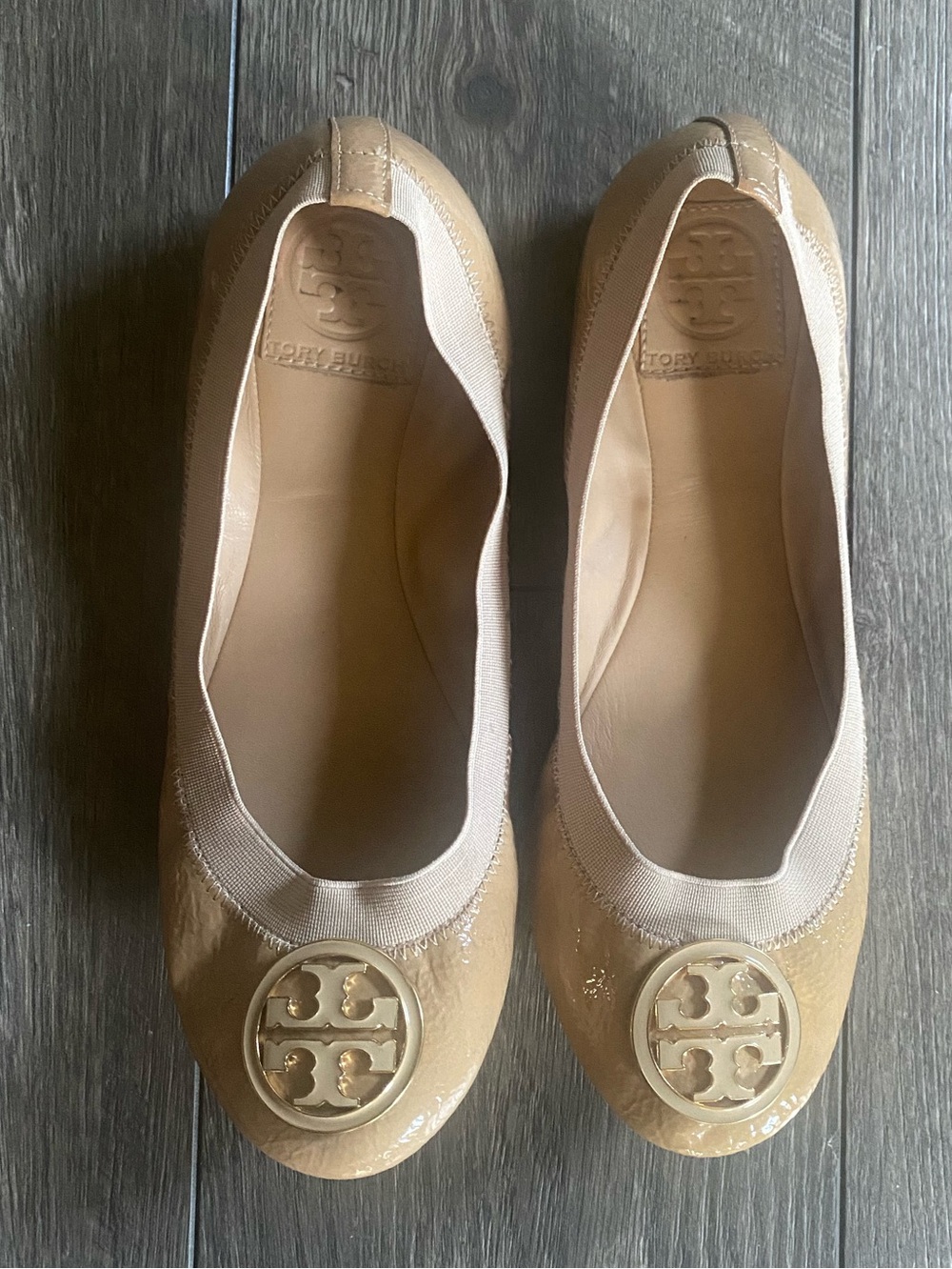 Tory Burch Women's Ballerina Beige Flats in Size 7.5